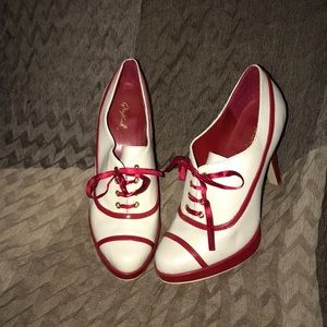 Adorable Quips high heels